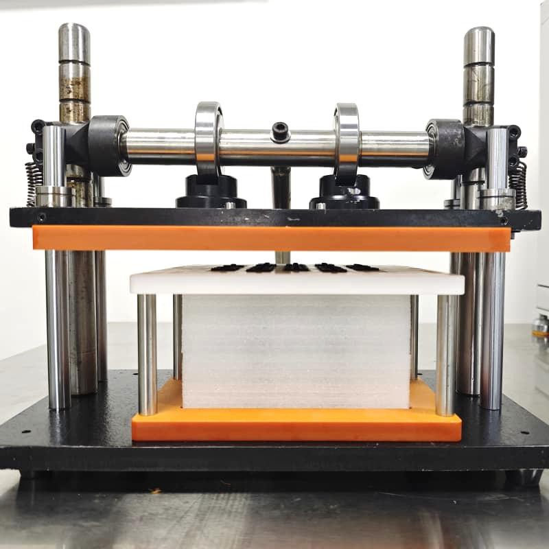 Manual Capping Machine